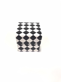 10x10x10 SİYAH BEYAZ DAMA KUTU