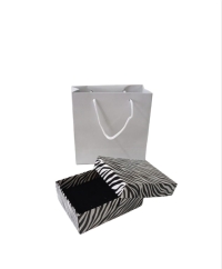8X6X3 ZEBRA  DESENLİ ÇEKMECELİ SÜNGERLİ TAKI KUTUSU 