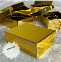 8X8X3 GOLD SÜNGERLİ TAKI KUTUSU (25li PKT)