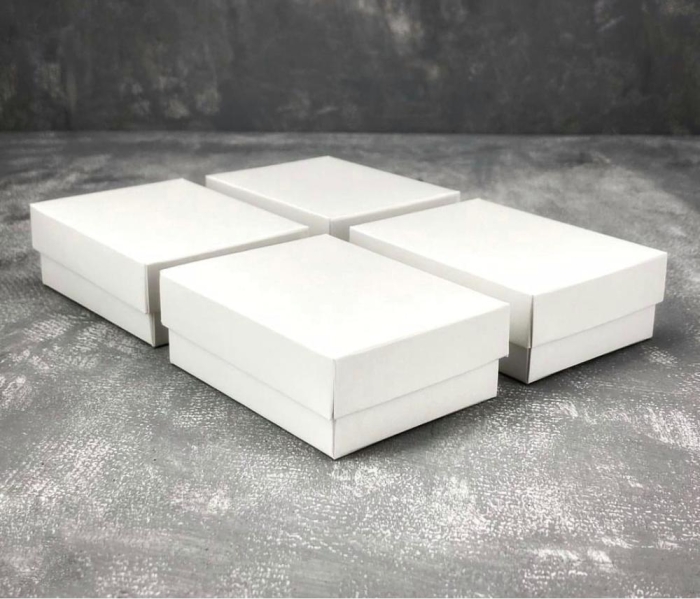 8x6x3 BEYAZ SÜNGERLİ TAKI KUTUSU   (25 li pkt )