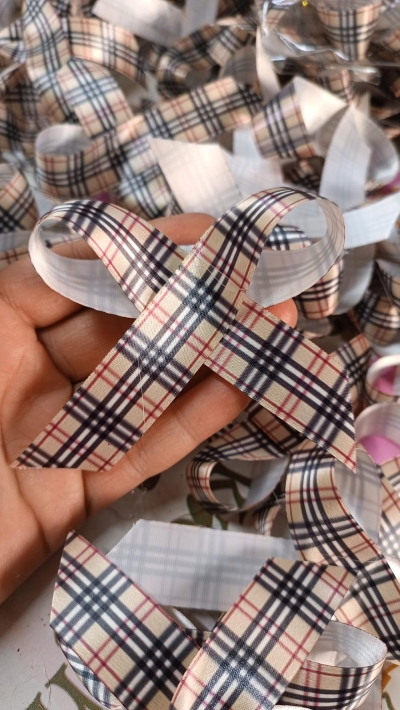 SİYAH KIRMIZI  EKOSE DESENLİ 2 CM LIK HAZIR FIYONK 10 lu  PAKET