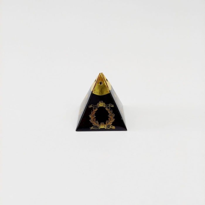 6x6x6 Siyah Altın Yaldızlı Piramit Kutu 25 'li pakettir 