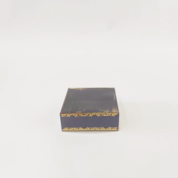 8x8x3 Altın Yaldızlı Lacivert Kutu