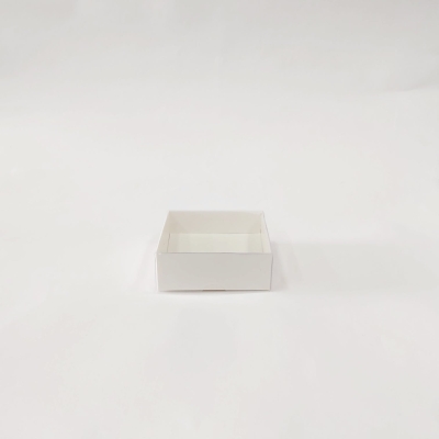 8x8x3 Beyaz Kutu