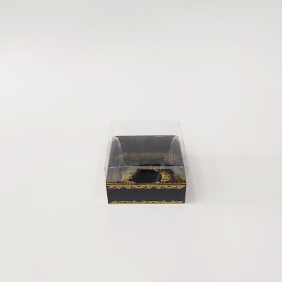 8x8x5 Altın Yaldızlı Siyah Kutu